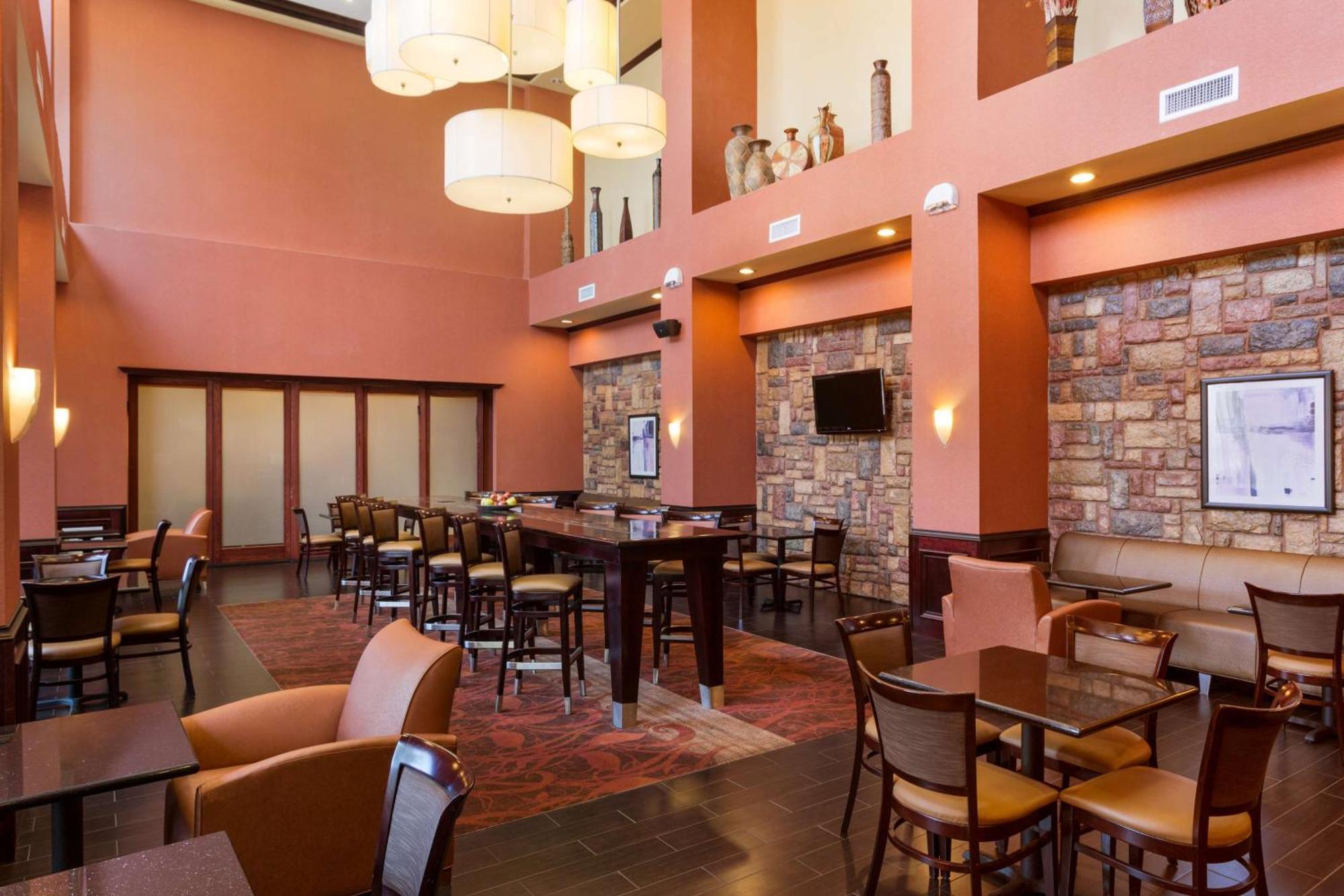 Hampton Inn & Suites מישן מראה חיצוני תמונה