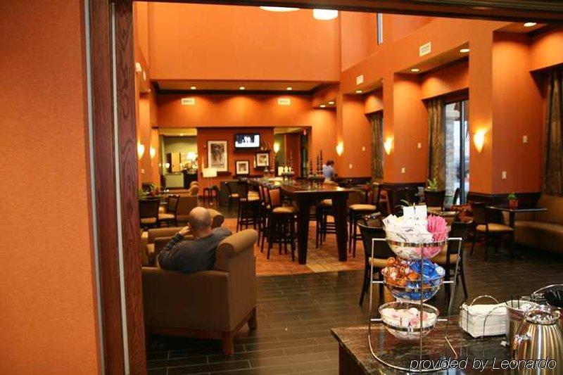 Hampton Inn & Suites מישן מסעדה תמונה